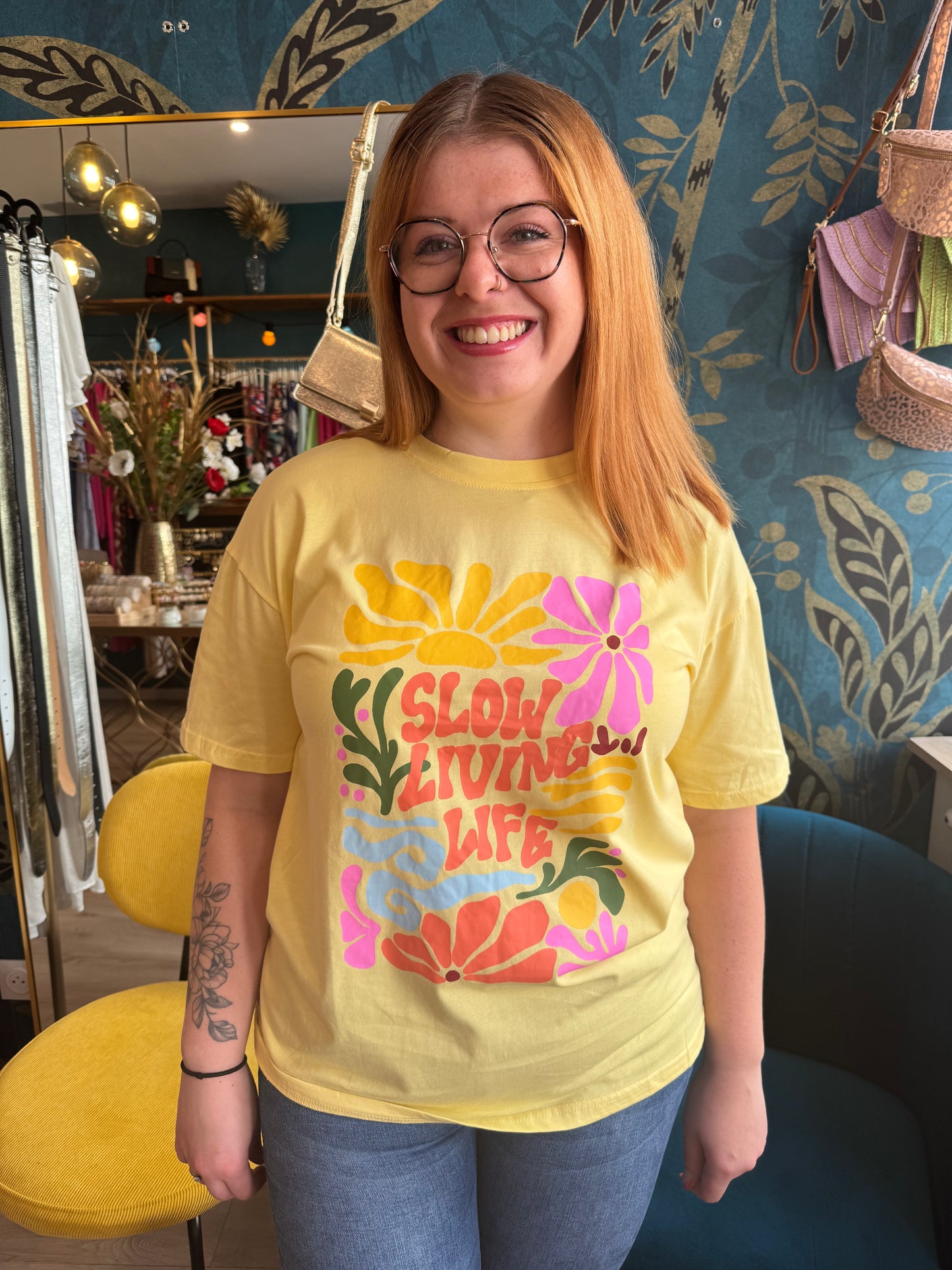 ✨ Tee-shirt jaune « Slow Living Life » ✨