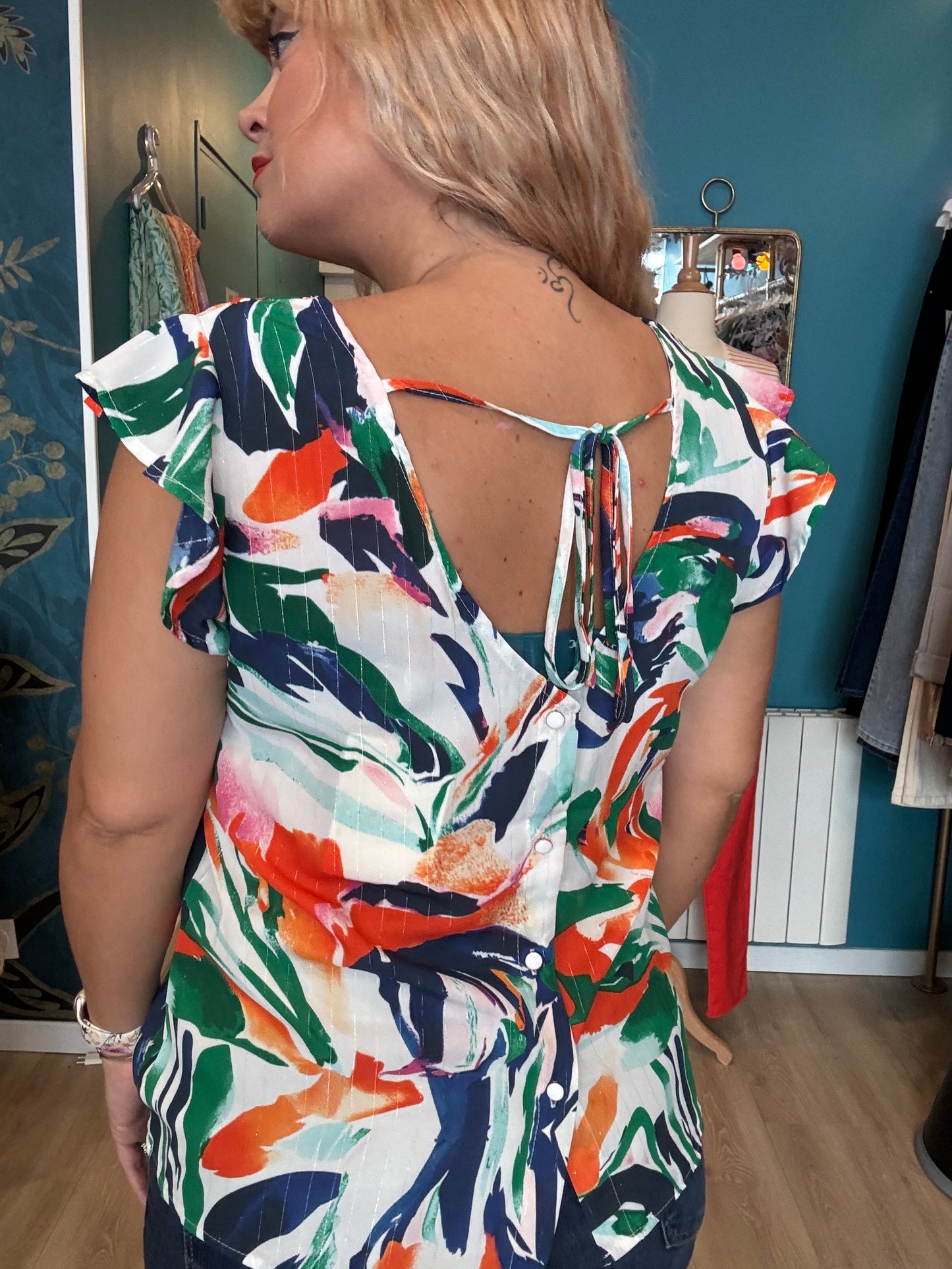 🌟 Top fluide à imprimé coloré