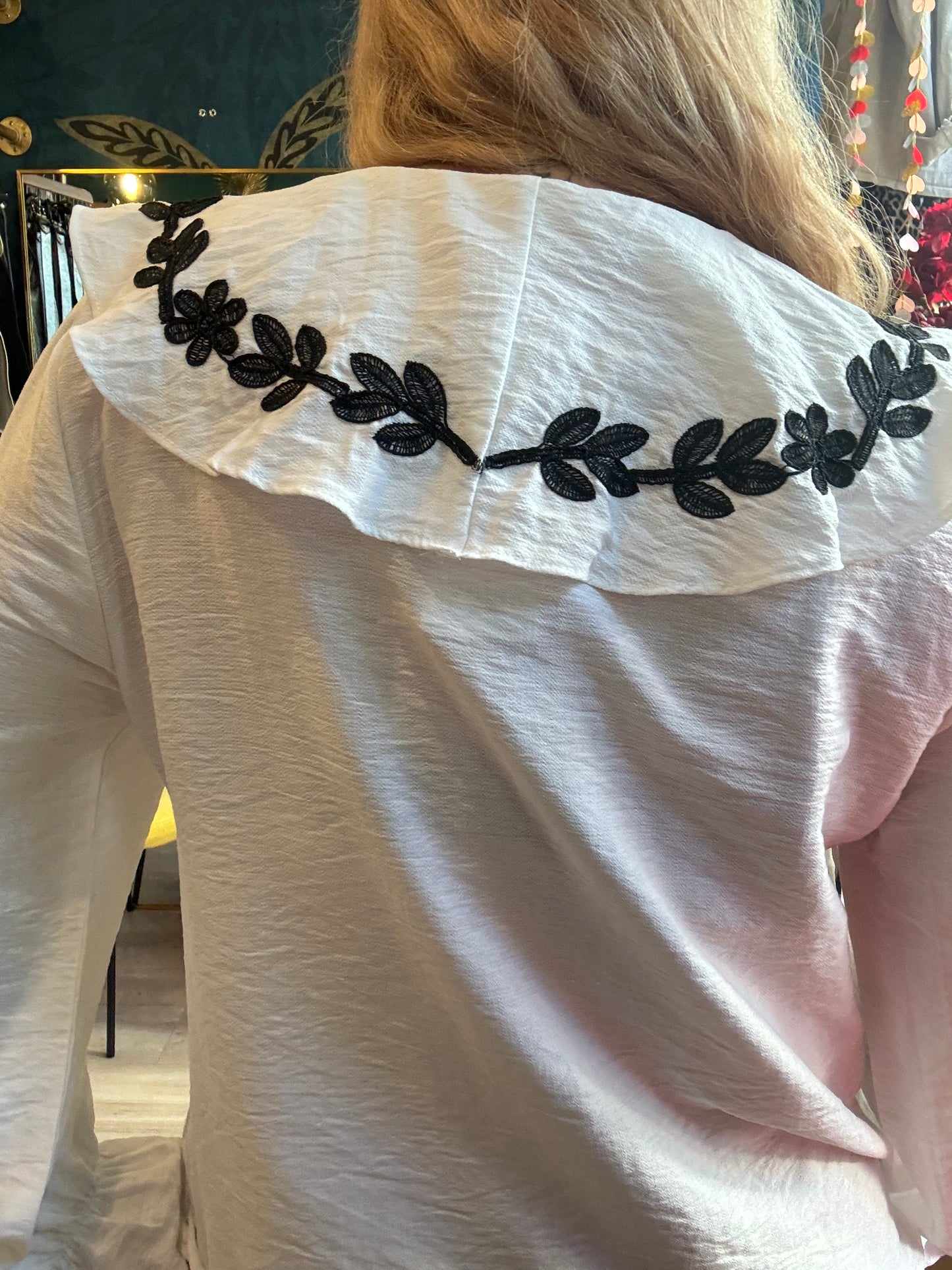 Blouse romantique à volants 🤍✨