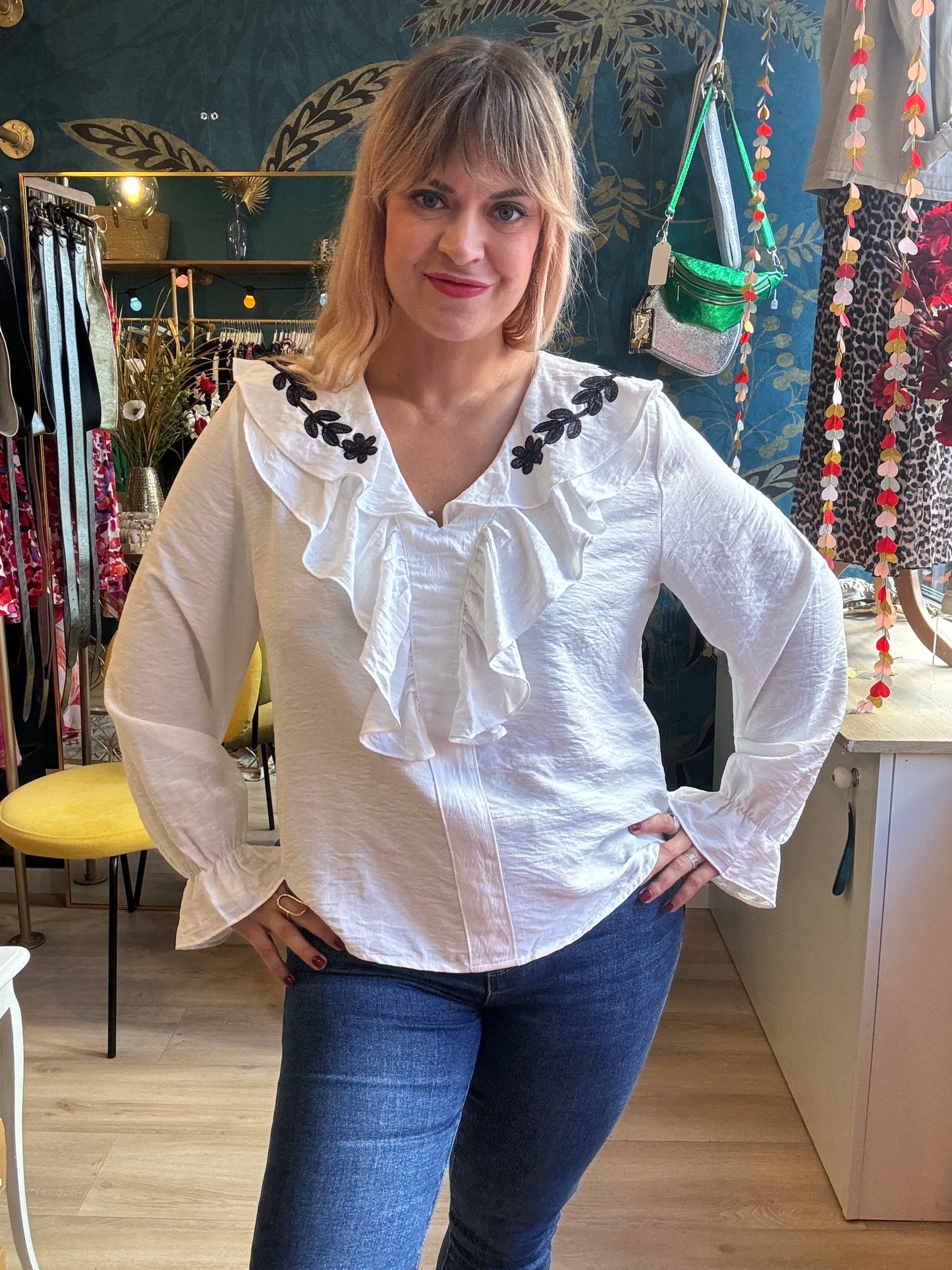 Blouse romantique à volants 🤍✨