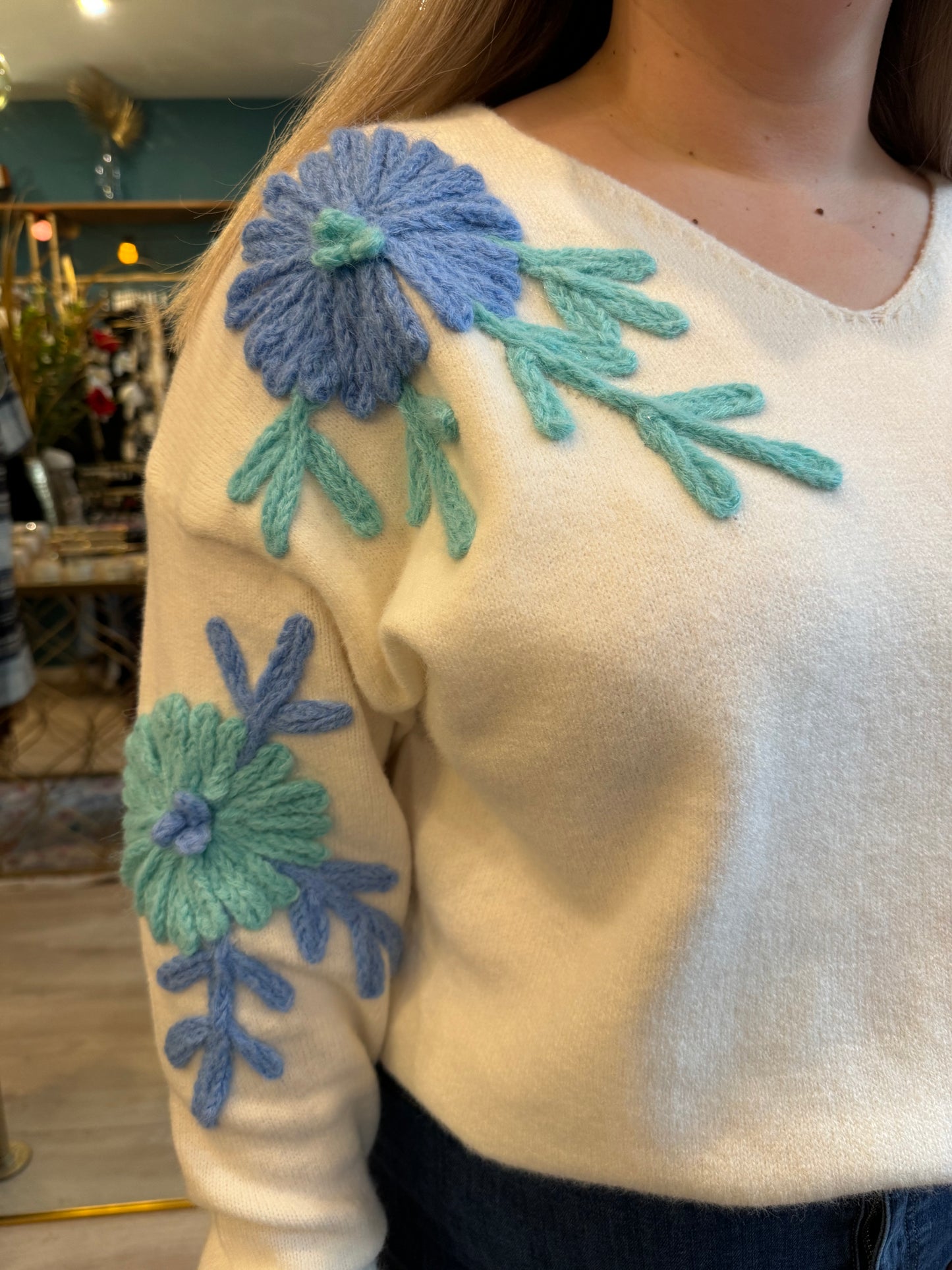 🌸 Pull en maille douce et florale 🌿✨