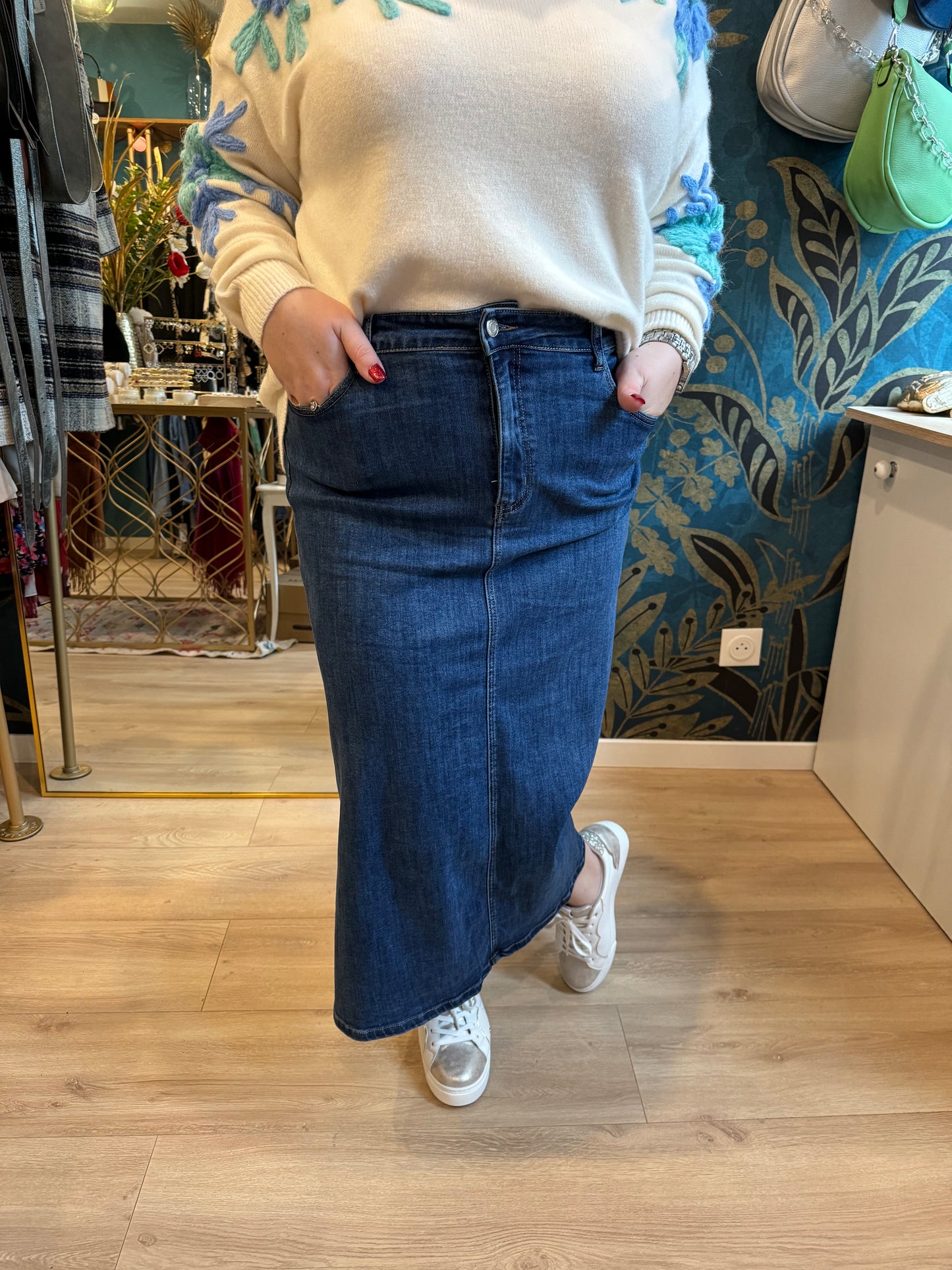 👖 Jupe en jean longue avec fente à l’arrière ✨