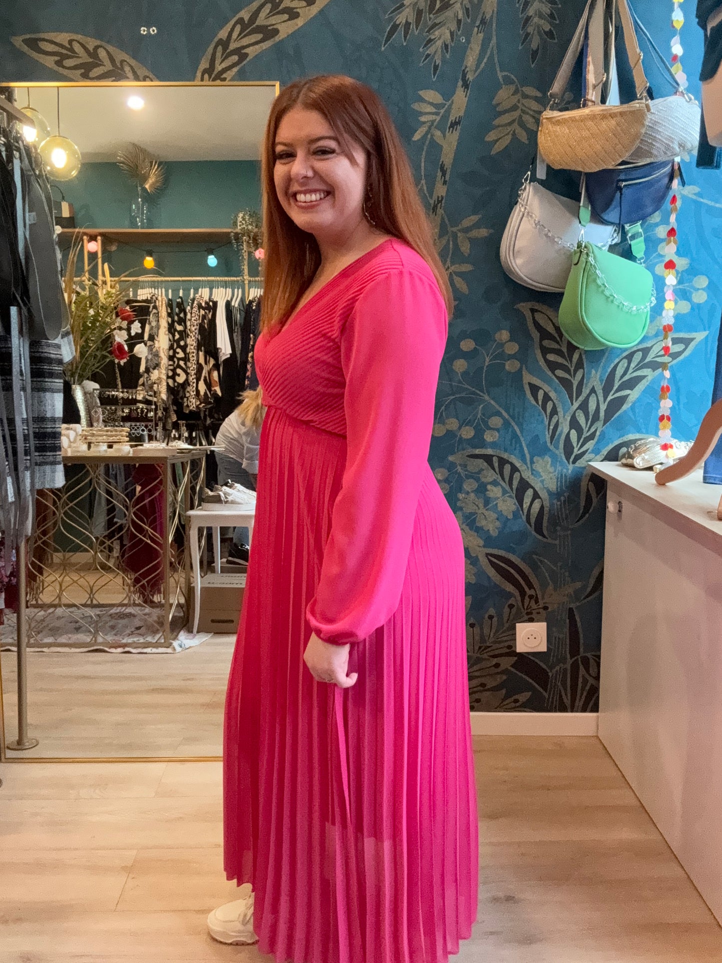 Robe plissée fuchsia 💖✨