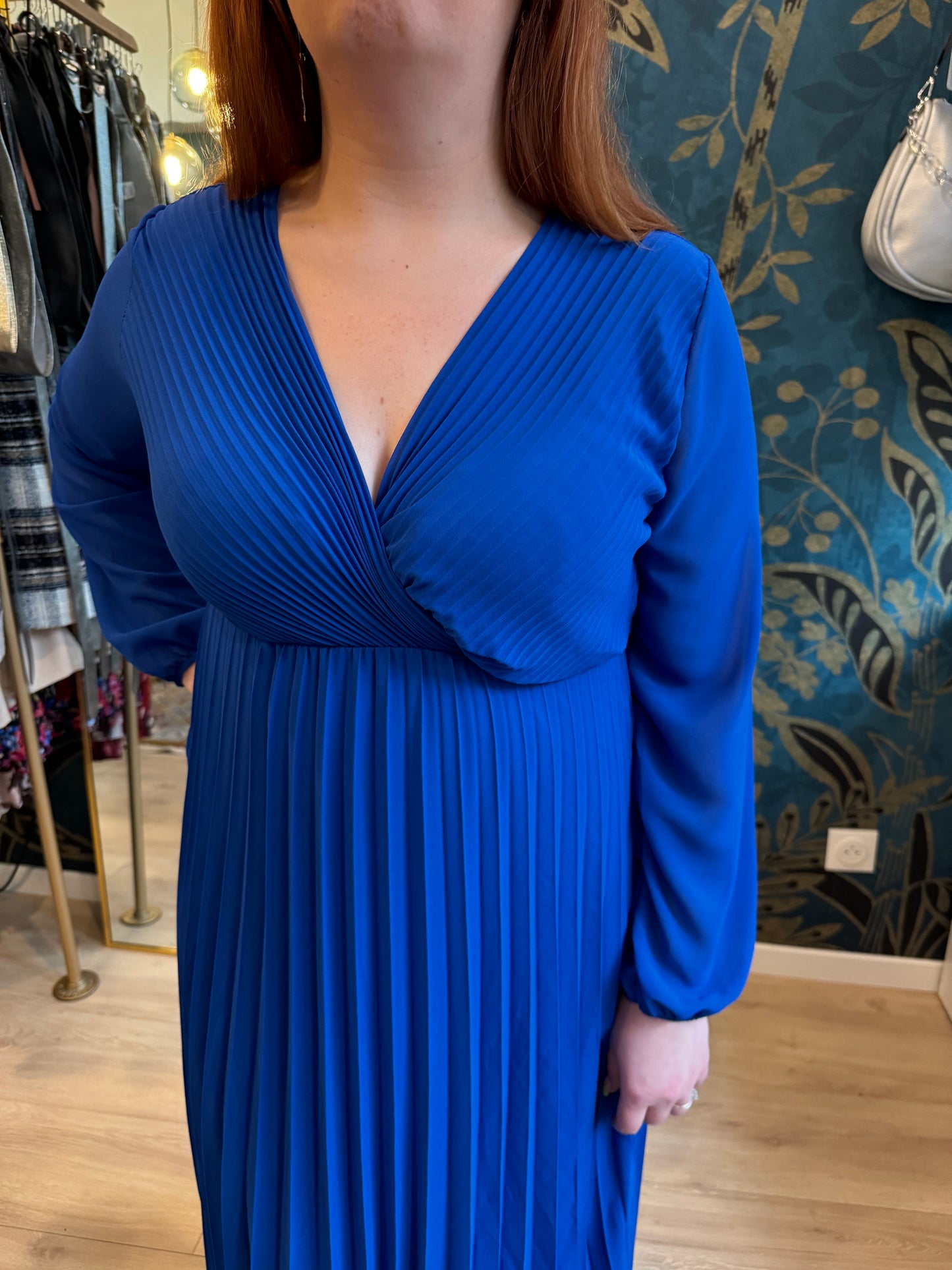 Robe plissée bleu royal 💙✨
