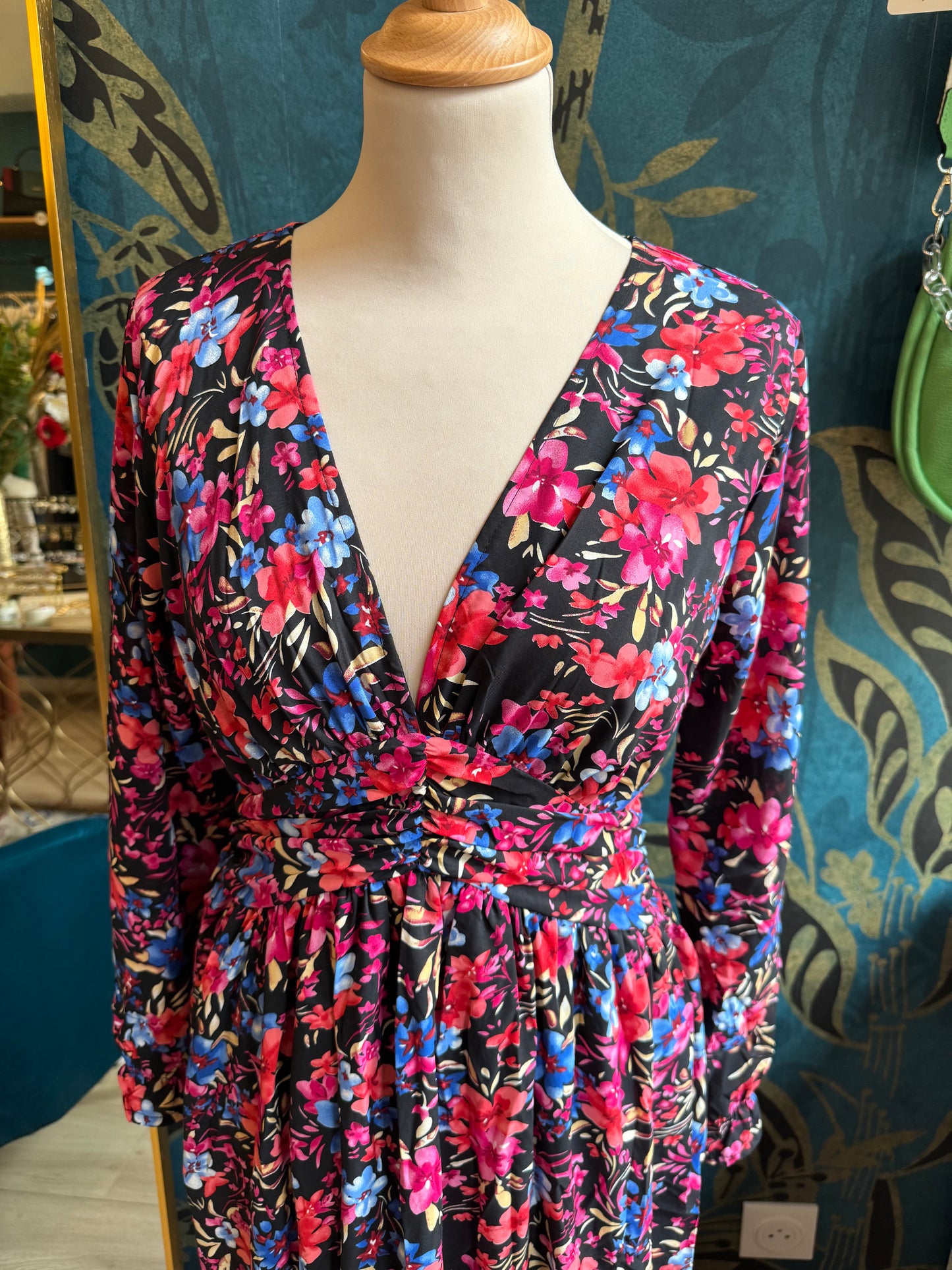 Robe longue tropicale fleurie 🌸✨