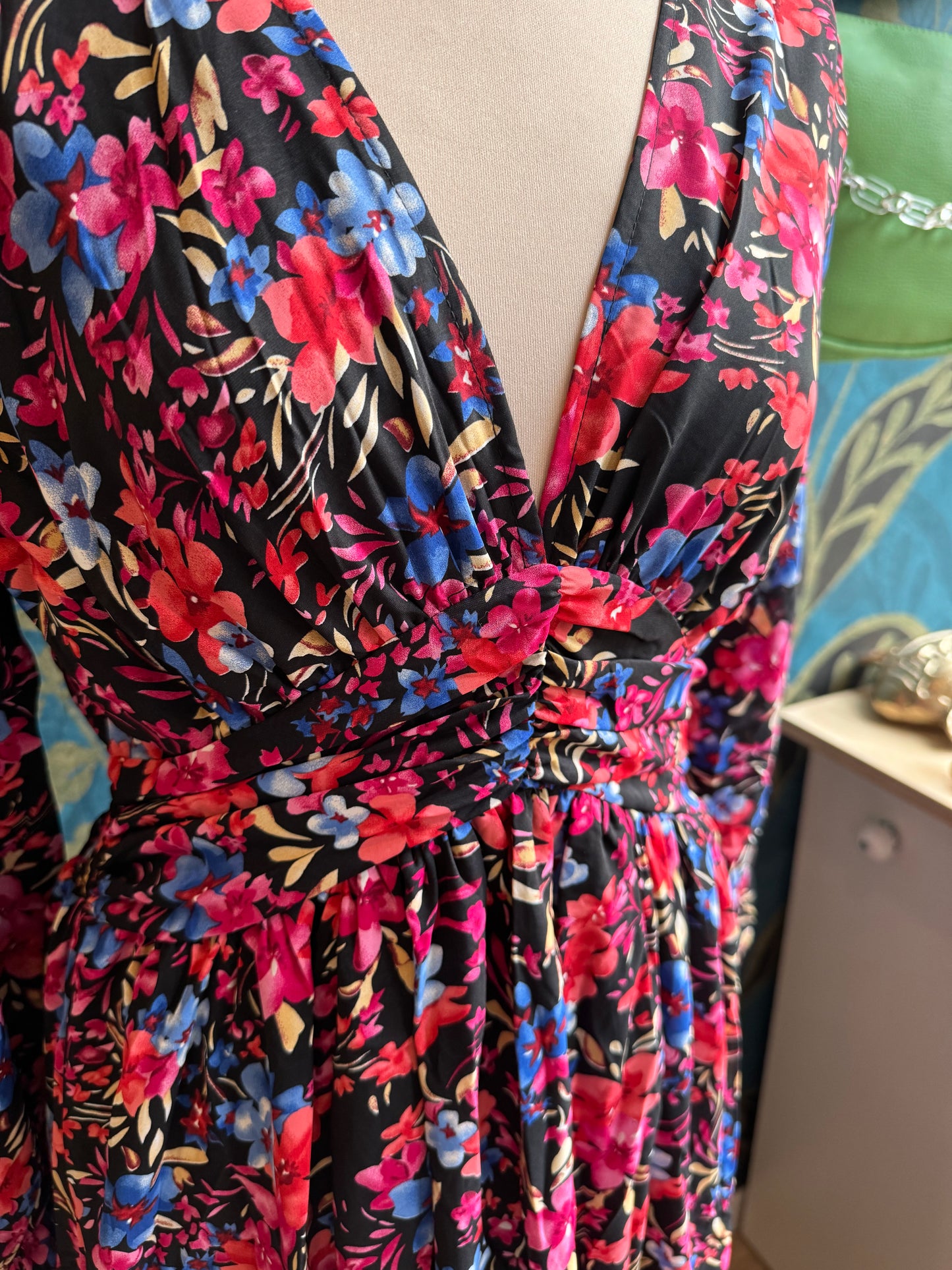 Robe longue tropicale fleurie 🌸✨