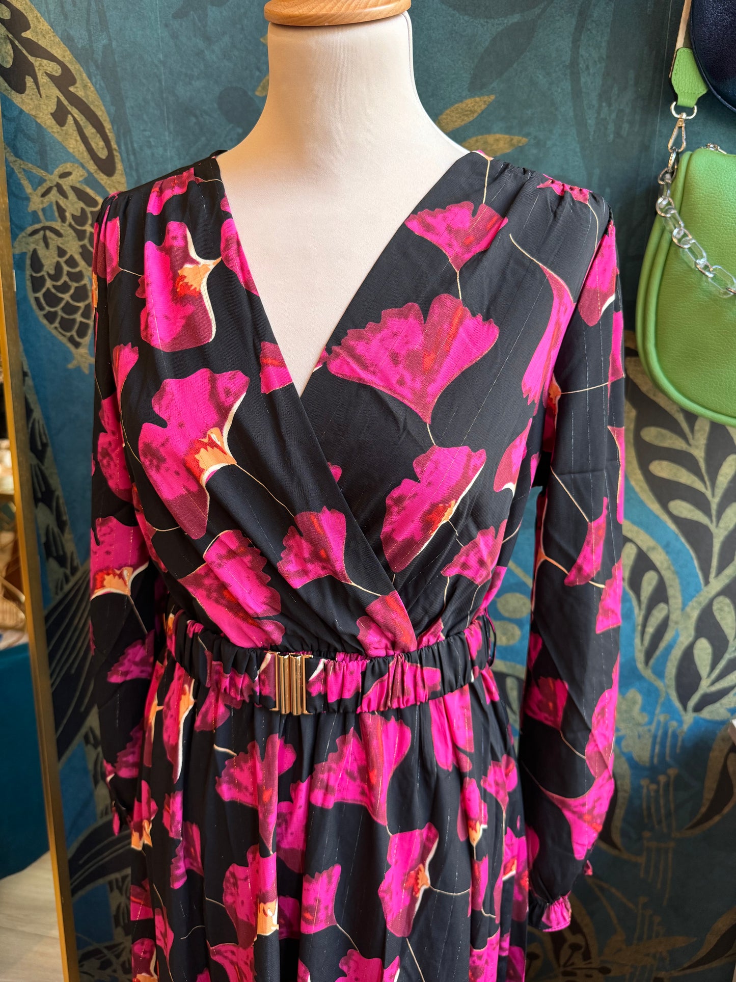 Robe longue élégante et florale 🌺✨
