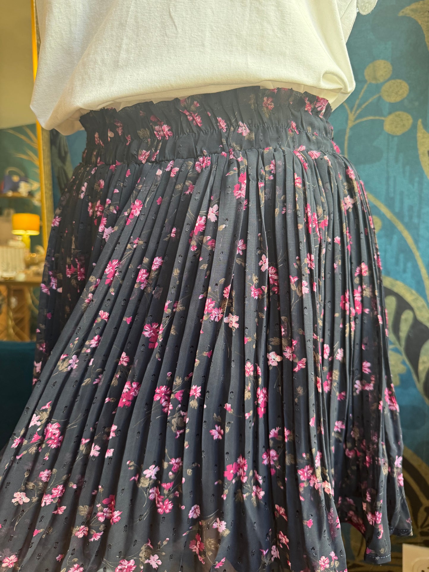 👗 Jupe plissée courte à imprimé fleuri 🌸✨