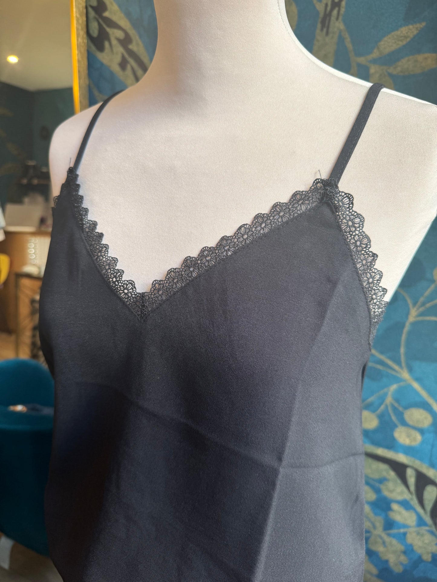 🖤 Débardeur Dentelle Chic 🖤