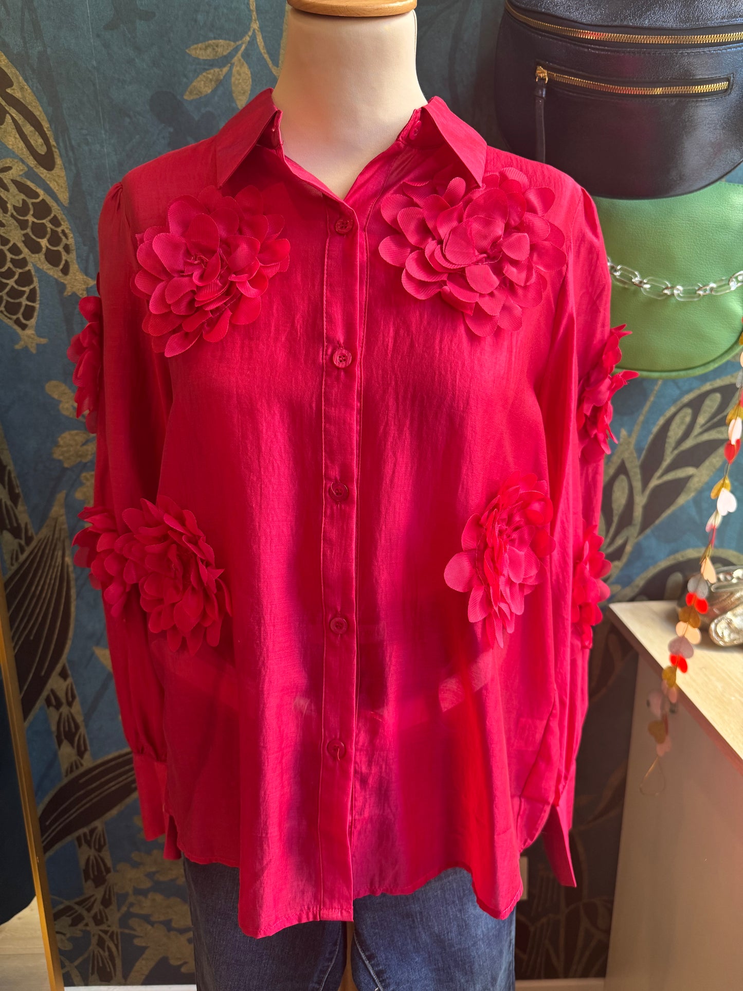 Chemise fluide à fleurs 3D – Rouge Passion 🌺🔥