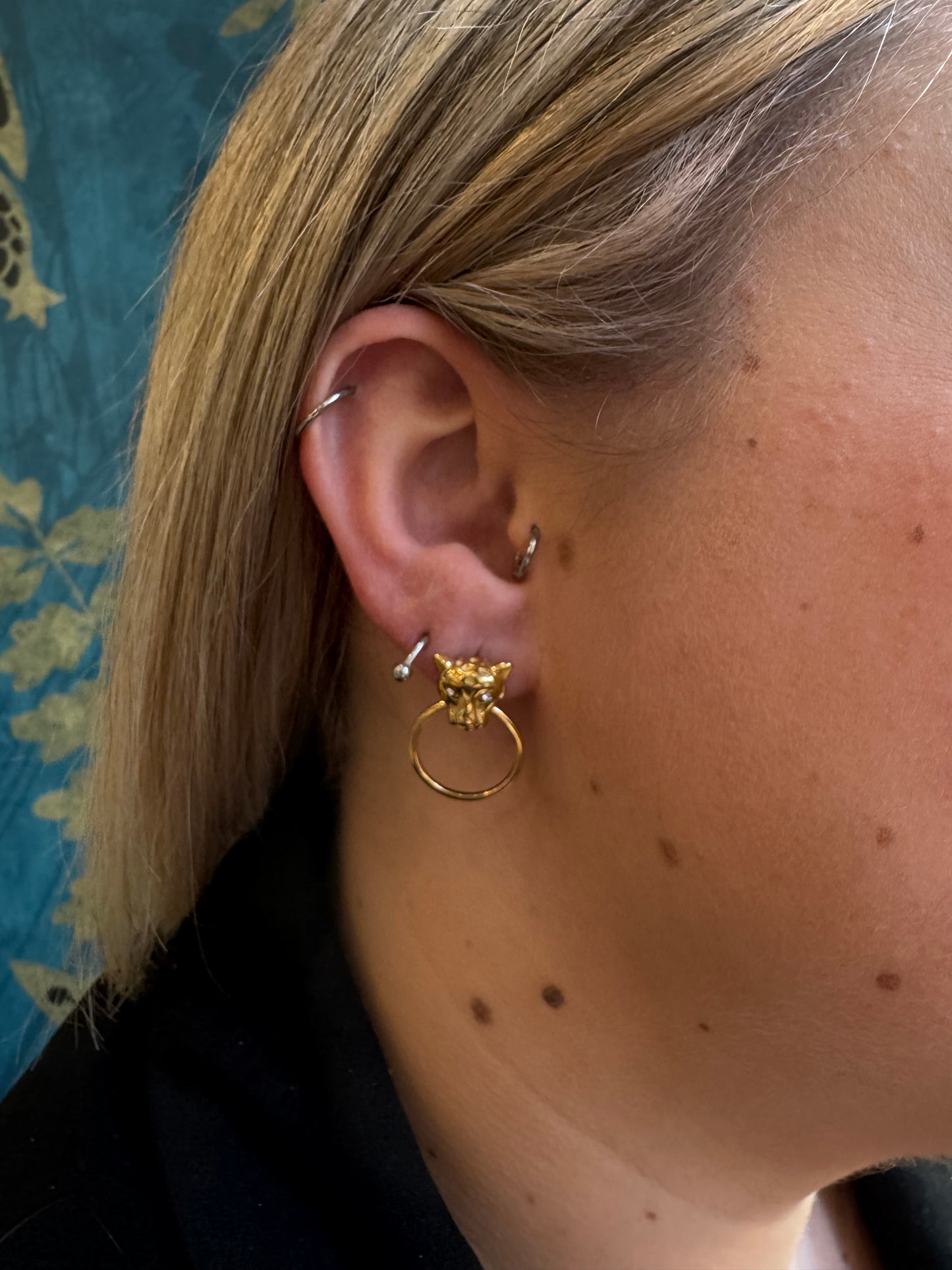 Boucles d'oreilles dorées tigre