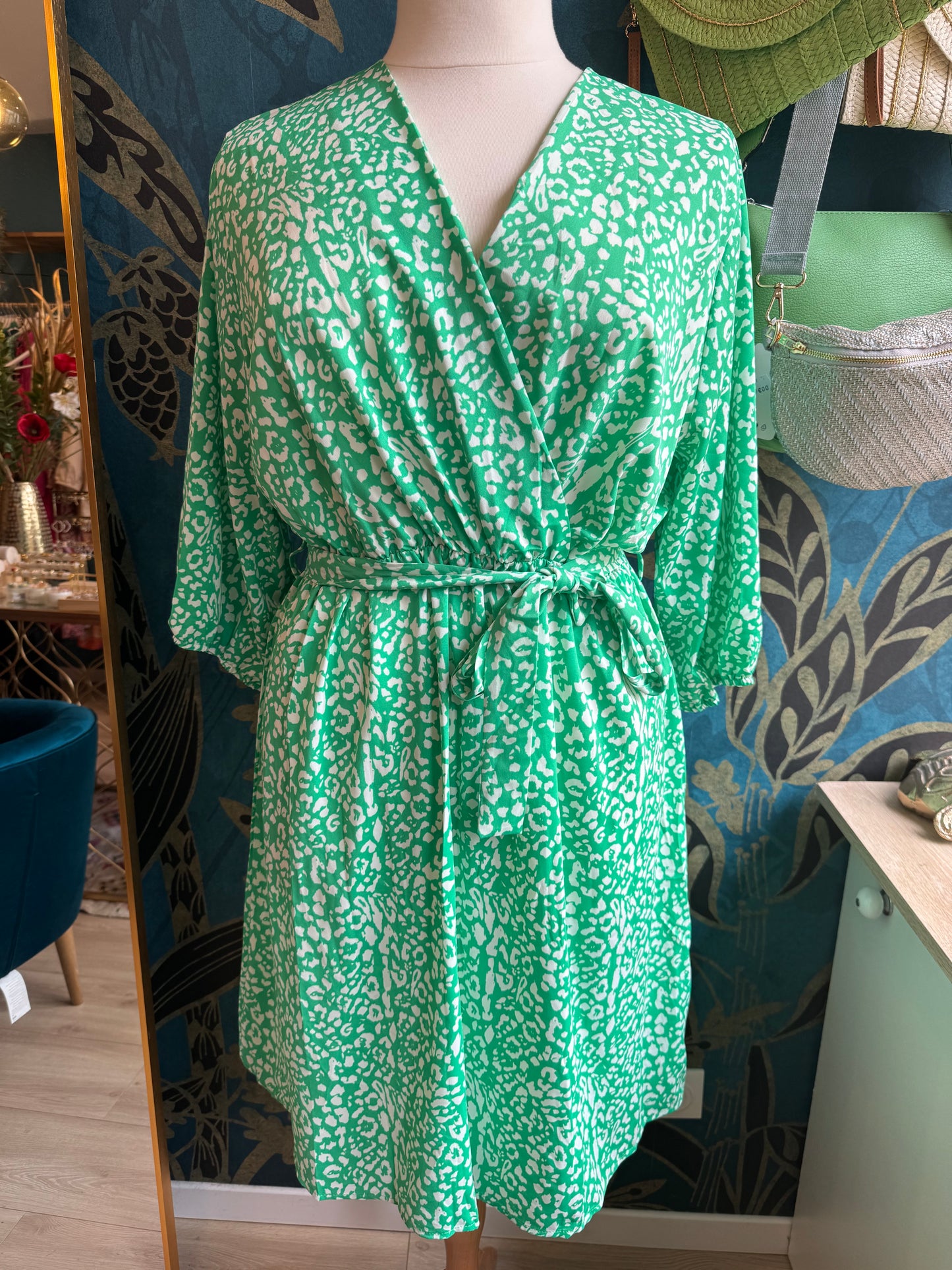 Robe cache-cœur imprimé 💚✨