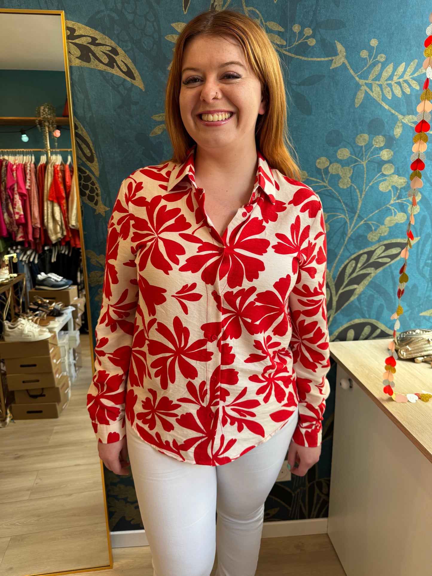 ❤️ Chemise feuillage rouge – Coup de peps assuré