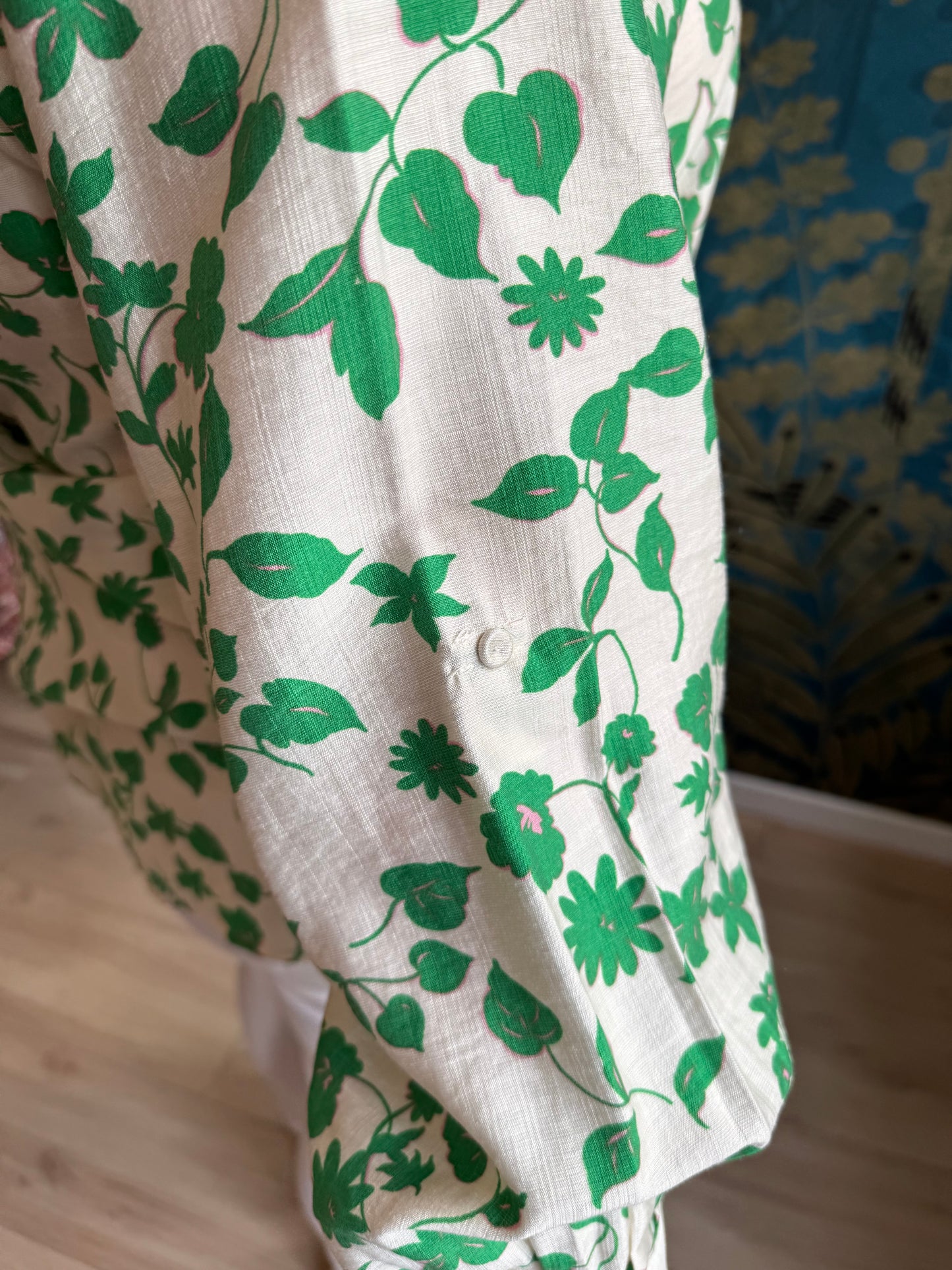 🌿 Blouse imprimée verte – Fraîcheur printanière assurée
