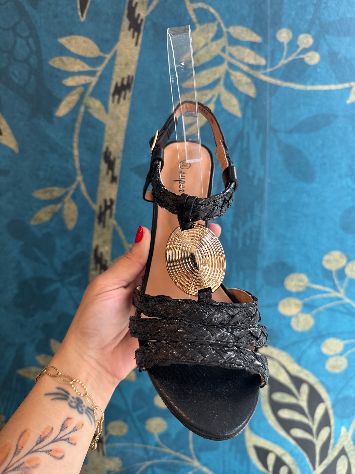 🖤 Sandales noires tressées chic 🖤