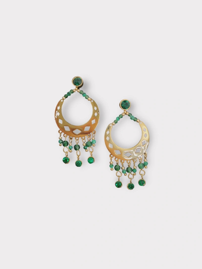 Boucles dorées perles vertes
