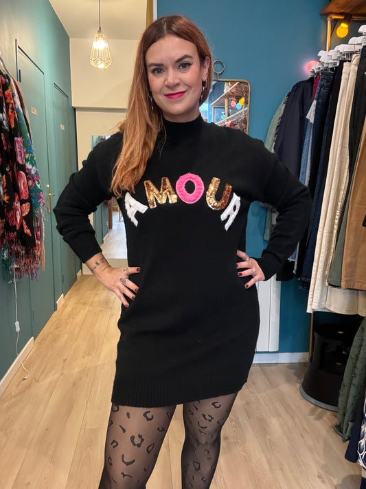 Robe pull courte "Amour" 🖤✨