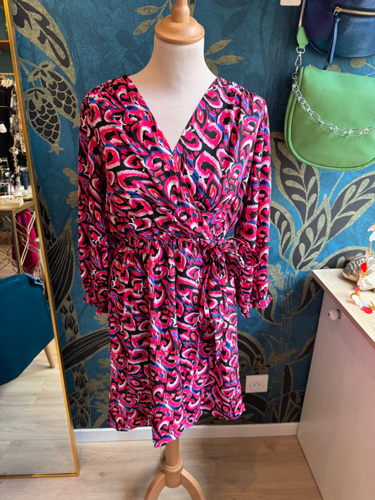 Robe vibrante à imprimé hypnotique 🎨✨
