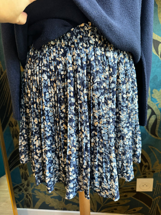 👗 Jupe plissée courte à imprimé bleu et beige 🌸✨