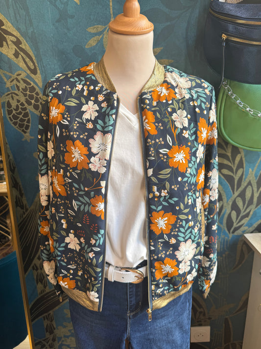 🌸 Bomber fleuri – Fraîcheur et féminité ! 🌸