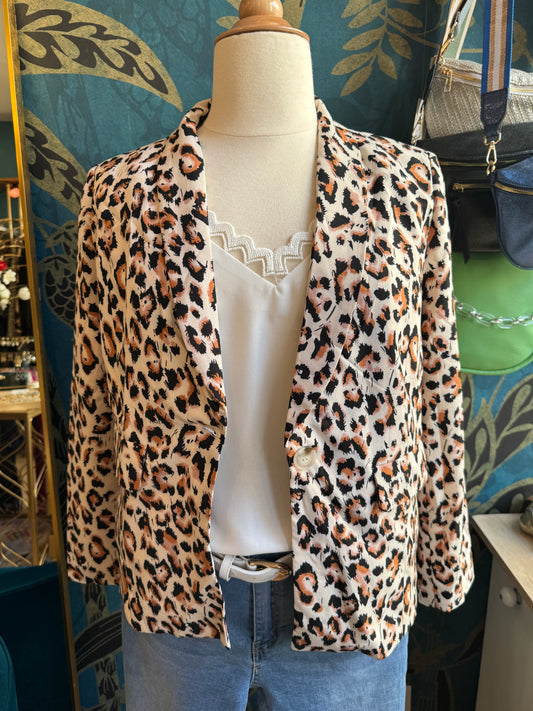 🐆 Blazer léopard – L’imprimé sauvage ultra-tendance ! 🔥