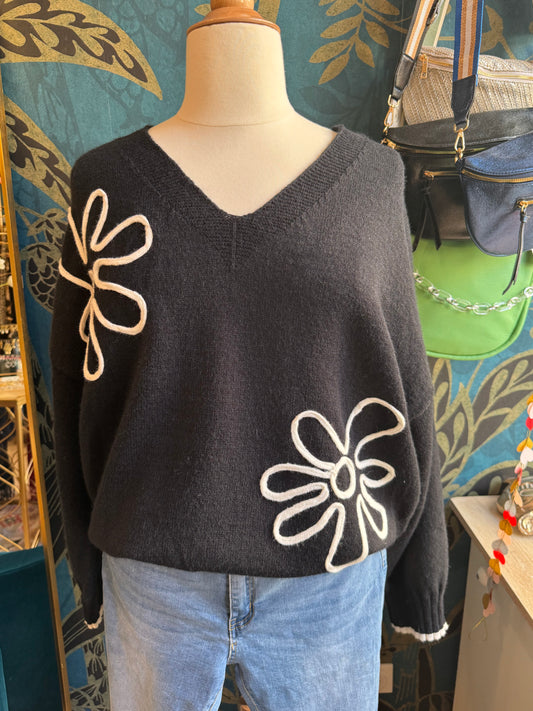 🖤🌼 Pull noir à fleurs en relief 🌼🖤