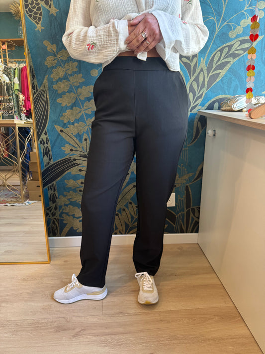 🖤 Pantalon Noir Chic & Confort 🖤