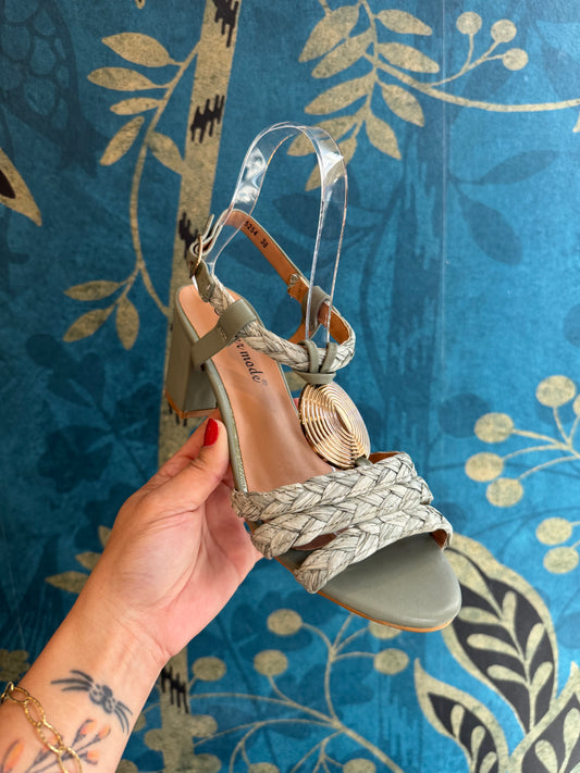 💚 Sandales vert d’eau tressées chic 💚